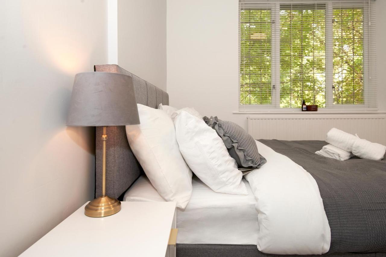Excellent, Three Bedroom North London Apartment With Free Parking Εξωτερικό φωτογραφία
